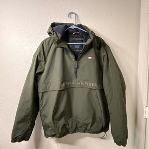 Tommy Hilfiger Men's Olive Green Pullover Windbreaker Jacket